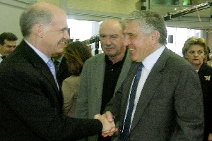 Παπαντωνίου:”Φεύγω μόνος μου”