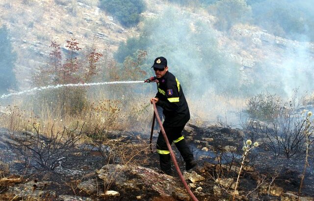 Πολύ υψηλός κίνδυνος φωτιάς την Τετάρτη σε Β. Αιγαίο, Στ. Ελλάδα και Αττική