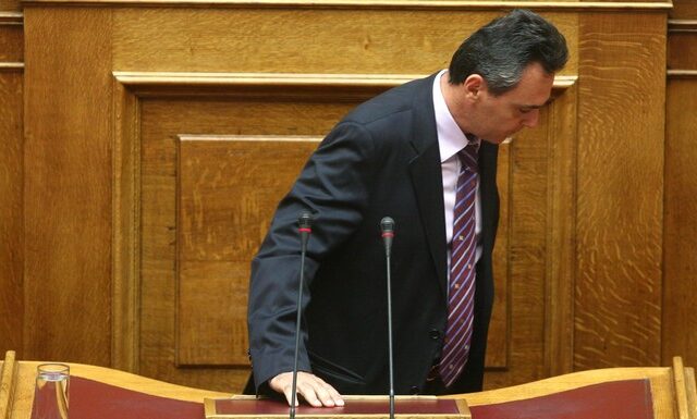 Παραιτήθηκε ο βουλευτής του ΠΑΣΟΚ Θωμάς Ρομπόπουλος
