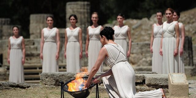 Η Ελληνίδα Πρωθιέρεια στην τελετή έναρξης των Ολυμπιακών Αγώνων του Λονδίνου