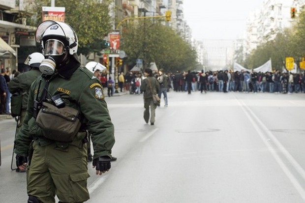 Ολοκληρώθηκε η πορεία στην Θεσσαλονίκη – Επεισόδια και προσαγωγές