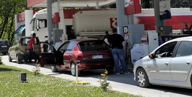 Μνημόνιο: Τι αλλάζει στην αγορά καυσίμων και την ηλεκτρική ενέργεια