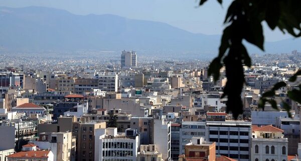 Βουτιά στις τιμές των ακινήτων: Σπίτι στην Κυψέλη με 5.000 ευρώ