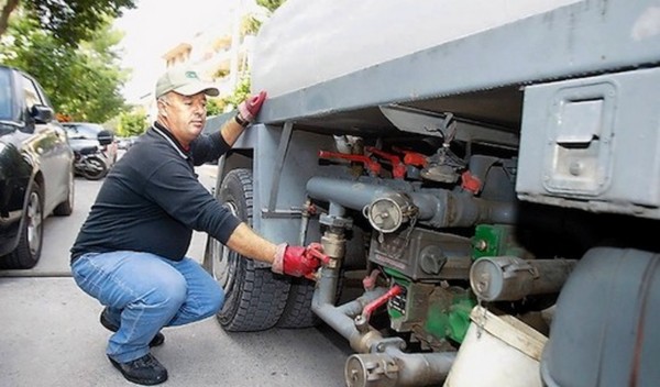 Κόντρα πρατηριούχων – βενζινοπωλών για τη μη διανομή πετρελαίου θέρμανσης