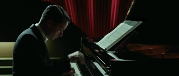 Πρώτο τρέιλερ για το “Grand Piano”. Ούτε μια λάθος νότα