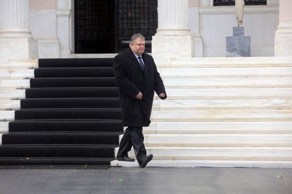 Πόλεμος κομμάτων για τη συμμετοχή ή μη μεταναστών στις δημοτικές εκλογές