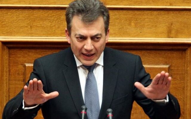 Βρούτσης: “Έσπασε το απόστημα” με τις συντάξεις στον άλλο κόσμο