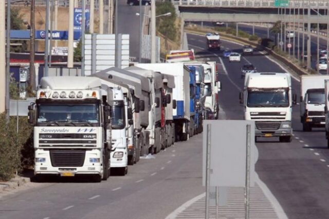 Εξαίρεση κυκλοφορίας για τα φορτηγά που θα μεταφέρουν τα “ευπαθή” εκλογικά υλικά