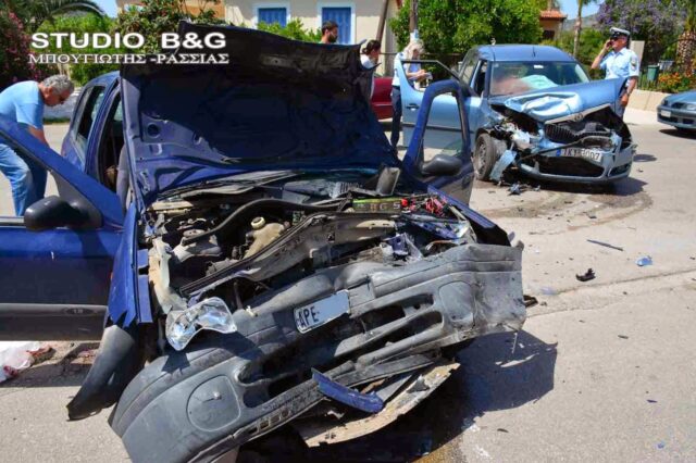 Σοβαρό τροχαίο στο Ναύπλιο. Παιδιά οι πέντε από τους δέκα τραυματίες