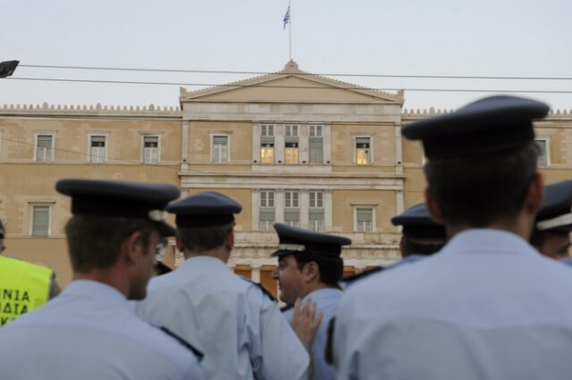 Πάνω από 40.000 δικαιούχοι κινδυνεύουν με περικοπές έως 50% στο εφάπαξ