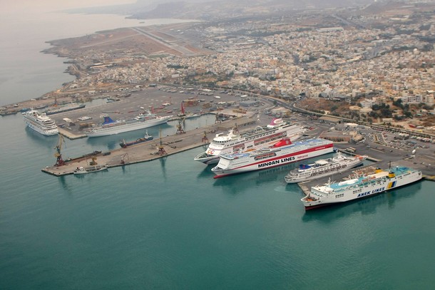 Σώμα γυναίκας βρέθηκε να επιπλέει στο λιμάνι του Ηρακλείου