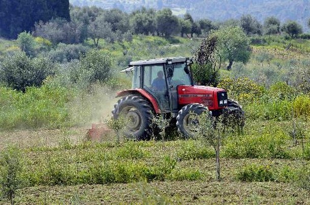 Καταδίωξη με τρακτέρ σε αγροτική περιοχή του Ηρακλείου