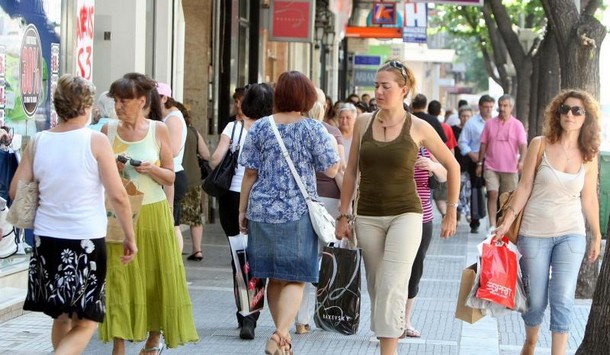 Σε ποιες περιοχές θα είναι ανοικτά τα μαγαζιά όλες τις Κυριακές του χρόνου