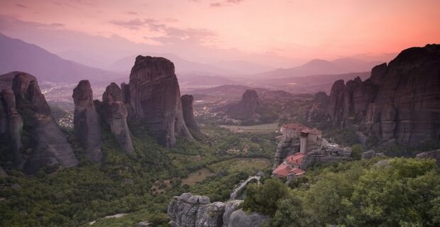 Τα Μετέωρα πηγή έμπνευσης της κοιλάδας του Eyrie στο “Game of Thrones”