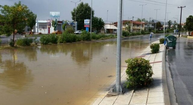 Ωραιόκαστρο: Νεκρός 49χρονος από τις σφοδρές βροχοπτώσεις. Παρασύρθηκε από χείμαρρο