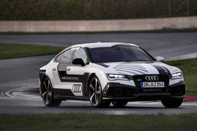 ΒΙΝΤΕΟ. Το αυτόνομο Audi RS7 γυρίζει στην πίστα του Χοκενχάιμ χωρίς οδηγό