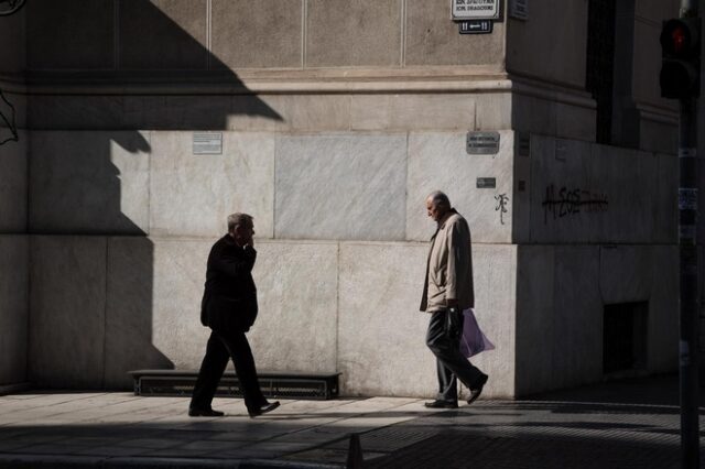 “Αναπόφευκτη” η μείωση στις επικουρικές συντάξεις