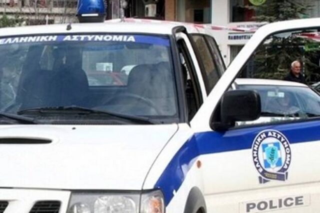 Επιτέθηκαν με μαχαίρι σε 19χρονο. Δράστης και θύμα στο νοσοκομείο