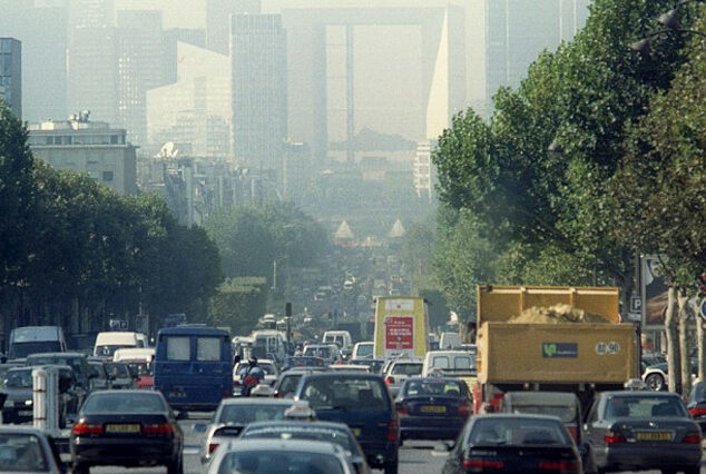 H Γαλλία βάζει … φρένο στα πετρελαιοκίνητα αυτοκίνητα