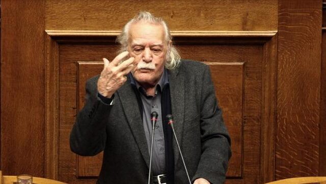 Γλέζος: Αν το θέλει η Μέρκελ θα συνεργαστούμε, αν δεν θέλει δεν θα συνεργαστούμε