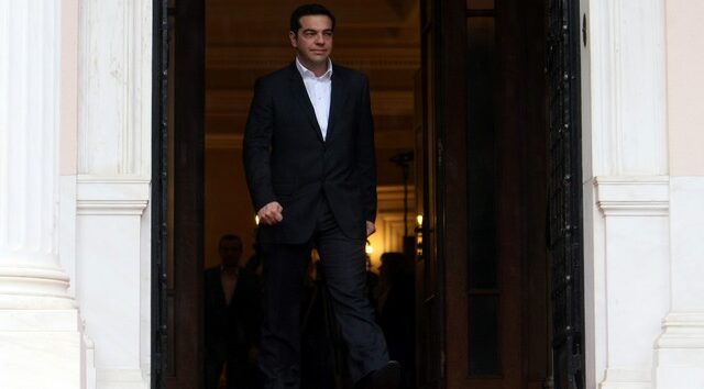 Την ανακοίνωση του υποψηφίου Προέδρου της Δημοκρατίας συζητούν στο Μέγαρο Μαξίμου