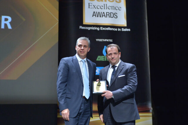 Χρυσό βραβείο της Kosmocar Audi στα Sales Excellence Awards 2015