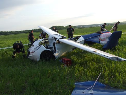 «Ανώμαλη προσγείωση» για το ιπτάμενο αυτοκίνητο από την Σλοβακία