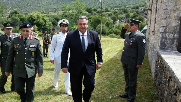 Καμμένος: Επαναλειτουργία στρατιωτικών φυλακίων και ενίσχυση του στρατεύματος στα ελληνοαλβανικά σύνορα