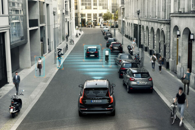 Κατά 28% μειώνει τα ατυχήματα η Volvo με το City Safety