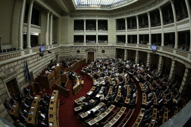 Στη Βουλή η πρόταση της Ελλάδας προς τους δανειστές