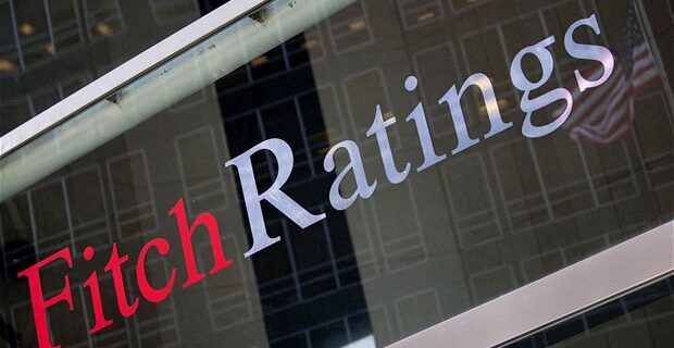 Αναβαθμίζει ο οίκος Fitch το αξιόχρεο της Ελλάδας