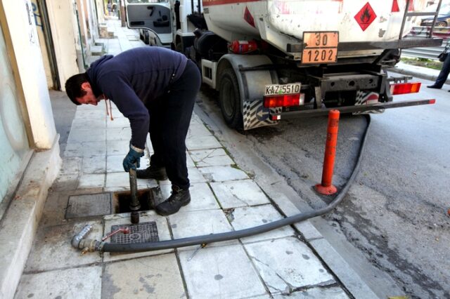 Πρεμιέρα για το πετρέλαιο θέρμανσης σε χαμηλότερη τιμή από πέρυσι