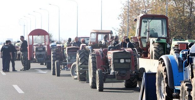 Αποχώρησαν από τον κόμβο της Κουλούρας αγρότες και κτηνοτρόφοι της Β. Ελλάδας