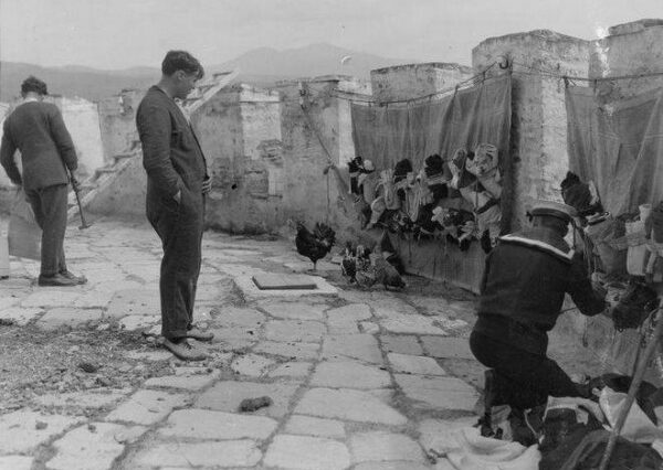 Μηχανή του Χρόνου: Ποιοι έφτιαξαν κοτέτσι στην κορυφή του Λευκού Πύργου;