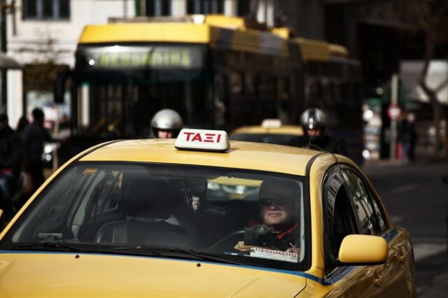 Taxibeat, Taxiplon και τώρα νέα εφαρμογή από τον ΣΑΤΑ