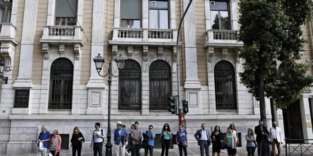 Αλλάζουν όλα στα πεντάμηνα για ανέργους. Τα 12 νέα προγράμματα για 104.000 προσλήψεις