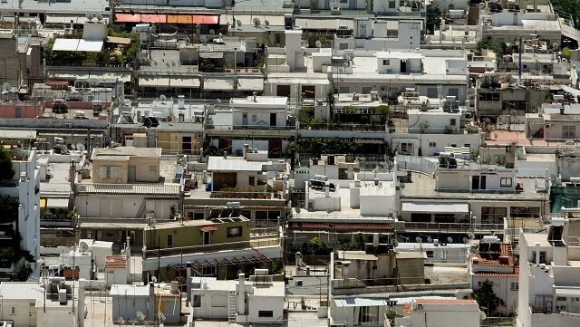 Νόμος Κατσέλη: Ποια δικαιολογητικά άλλαξαν. Τι πρέπει να γνωρίζουν όσοι έχουν προσφύγει δικαστικά