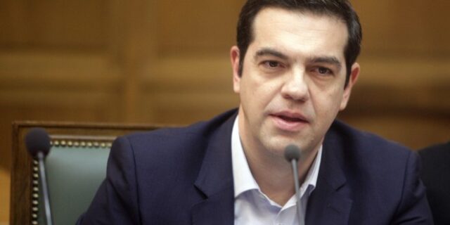 Die Zeit: Ο Αλέξης Τσίπρας υλοποιεί το συμπεφωνημένο με τους δανειστές πρόγραμμα