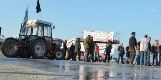 Σε κρίσιμη καμπή το μέλλον των αγροτικών κινητοποιήσεων. Στο Μαξίμου ο Δημογιάννης με τις προτάσεις των αγροτών