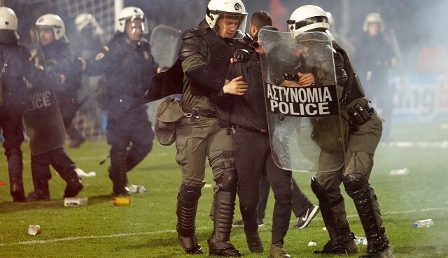 Στο αυτόφωρο δικάζονται οι 13 από τους 15 συλληφθέντες για τα επεισόδια της Τούμπας