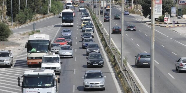 Τέλη κυκλοφορίας ανά μήνα. Στη Βουλή η ρύθμιση