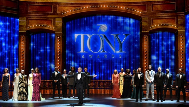 Βραβεία Tony 2016: To Broadway κάνει το φόβο έμπνευση και δύναμη, υπό τη σκιά της τραγωδίας στο Ορλάντο