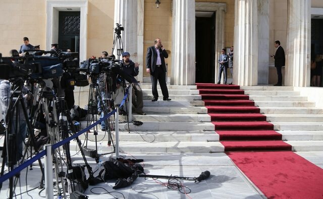 Ραντεβού για 4 σε μια κακόγουστη φάρσα