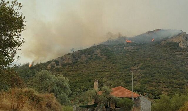 Μαίνεται ο πύρινος εφιάλτης στη Θάσο