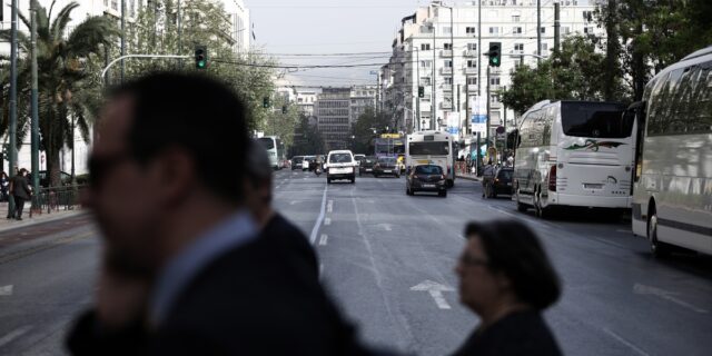 Εισπρακτικές: Να φας έχεις, να πληρώσεις την τράπεζα δεν έχεις;