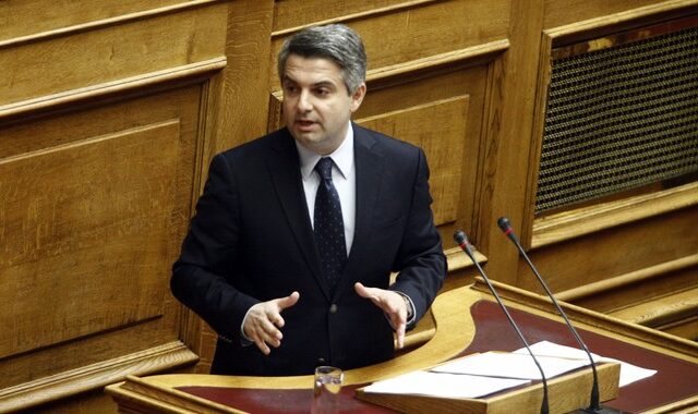 Νέο αίτημα του ΠΑΣΟΚ να συζητηθούν στη Βουλή οι καθυστερήσεις στο Ελληνικό