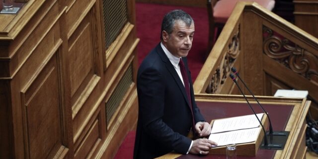 Θεοδωράκης: ΣΥΡΙΖΑ ΑΕ τώρα και στα ΜΜΕ