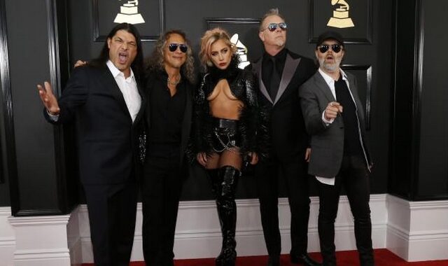 H Lady Gaga τίμησε τη συνεργασία της με τους Metallica με ένα τατουάζ