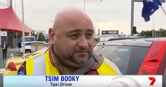 ‘My name is Tsim Booky’. Έλληνας ταξιτζής ‘τρολάρει’ τηλεοπτικό σταθμό