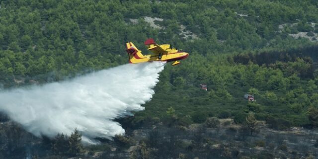 Φωτιές στην Κεφαλονιά: Αίτημα κήρυξης χωριών σε κατάσταση εκτάκτου ανάγκης